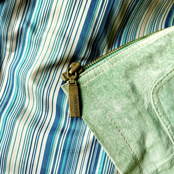 Bernardo Genuine Suede Leather Lined Jacket Zip Front w/ Pockets, Green, Medium - Picture 10 of 14